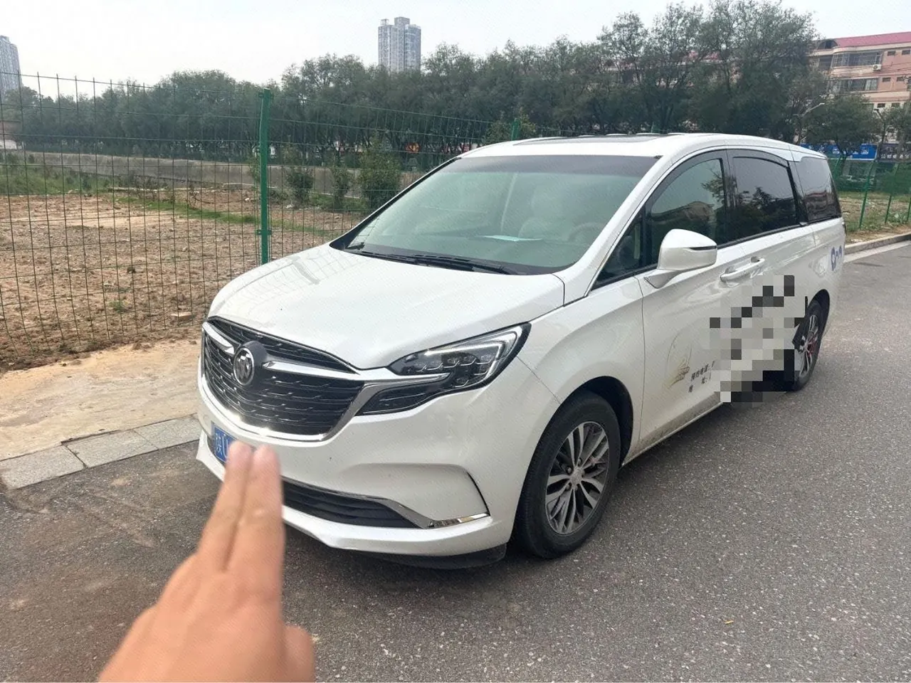 Open image lightbox: Buick 2021 GL8 ES Lu Zun 2.0T 653T Exclusive Automatic Gear