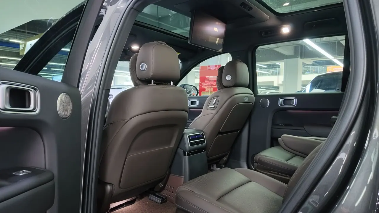 Li 2022 L9 1.5T Max Edition Automatic Gear 6