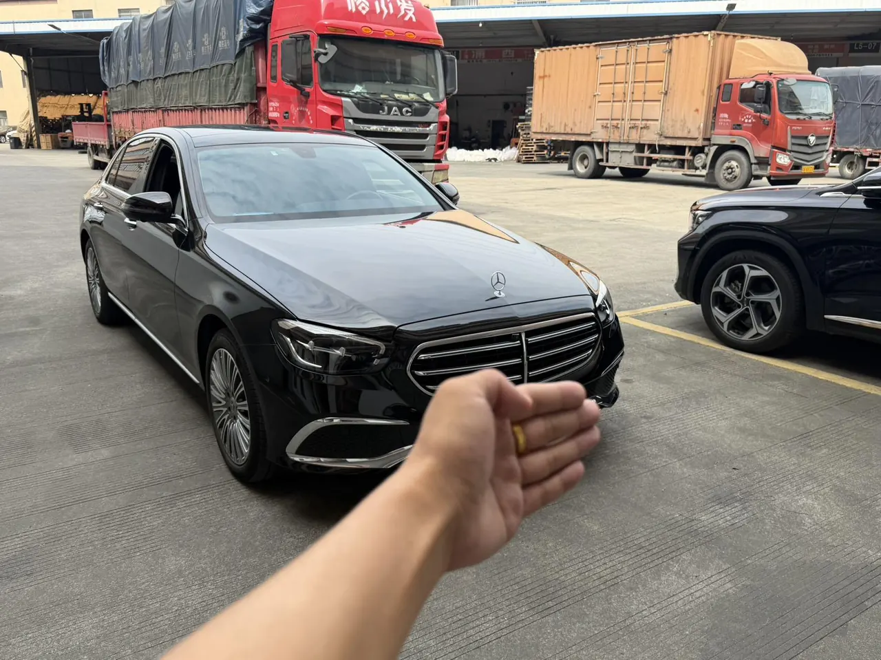 Mercedes Benz E Class 2022 E 300 L 2.0T Fashion (Change 2) Automatic Gear 2