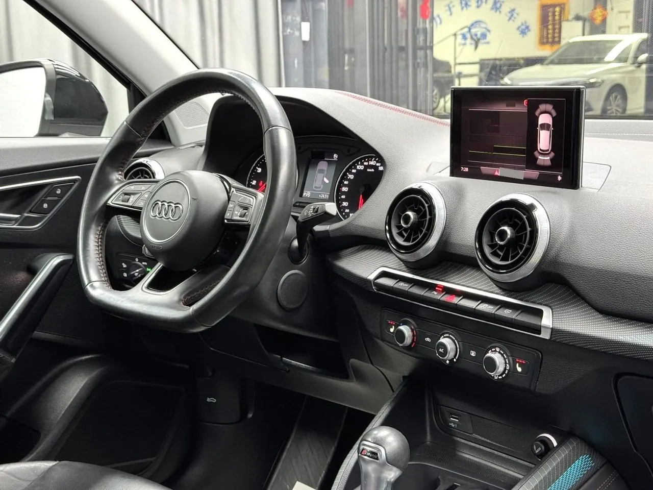 Audi 2022 Q2L 1.4TFSI 35TFSI Aggressive Dynamic Automatic 10