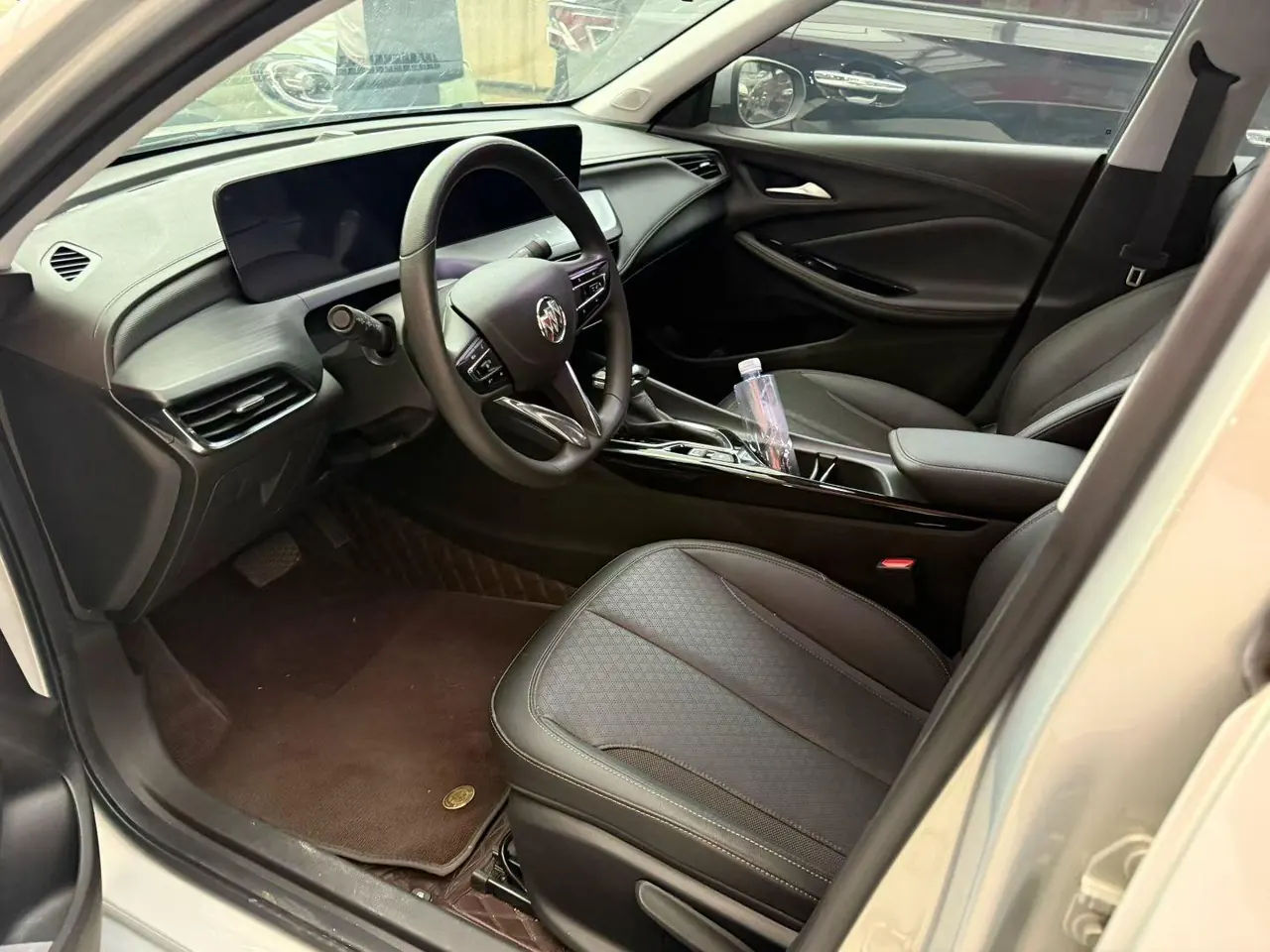 Buick 2023 Weilang Pro 1.5T Stepless Music Edition Automatic Gear 3
