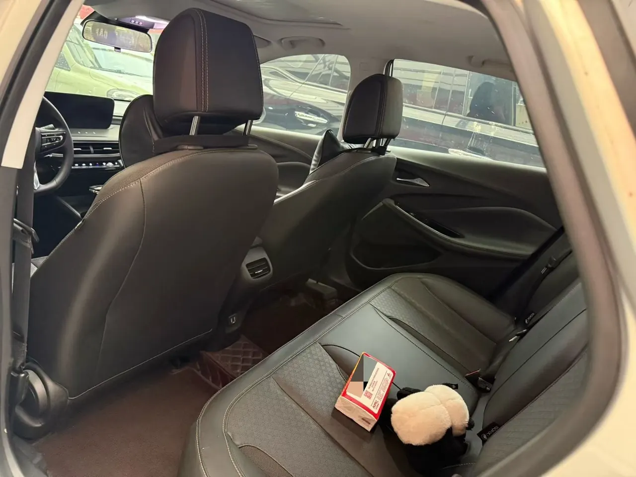 Buick 2023 Weilang Pro 1.5T Stepless Music Edition Automatic Gear 4
