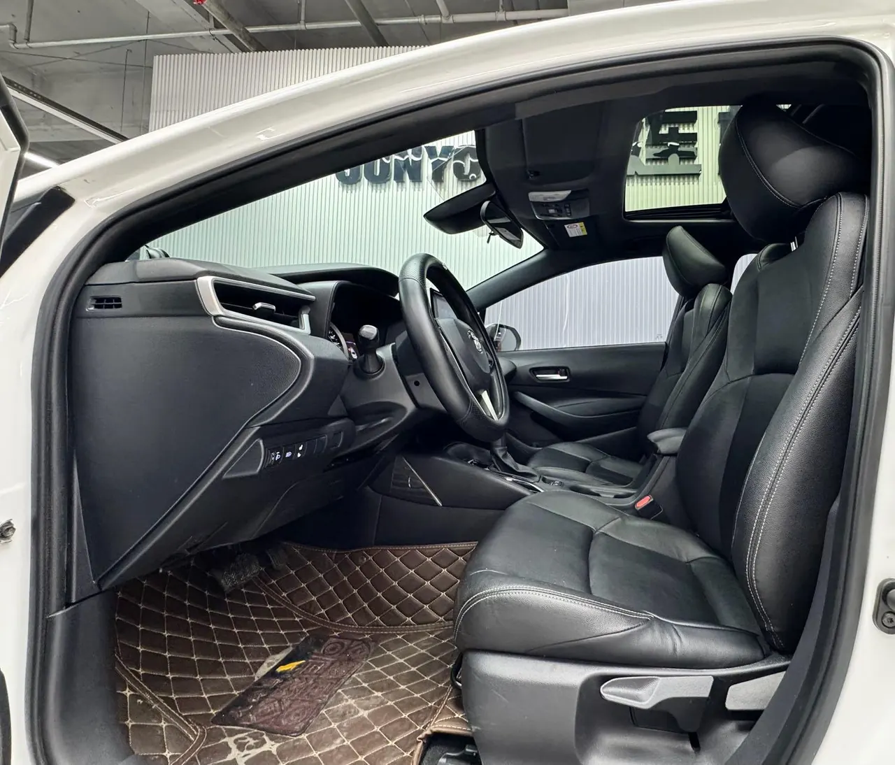 Toyota 2022 Lei Ling 1.2T Stepless 185T Deluxe Automatic Gear 9