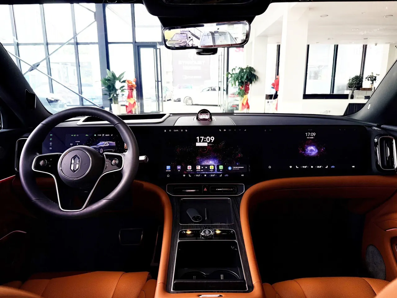 AITO 2025 AITO M9 extended range Ultra version 52kWh6 seat version automatic gear 6