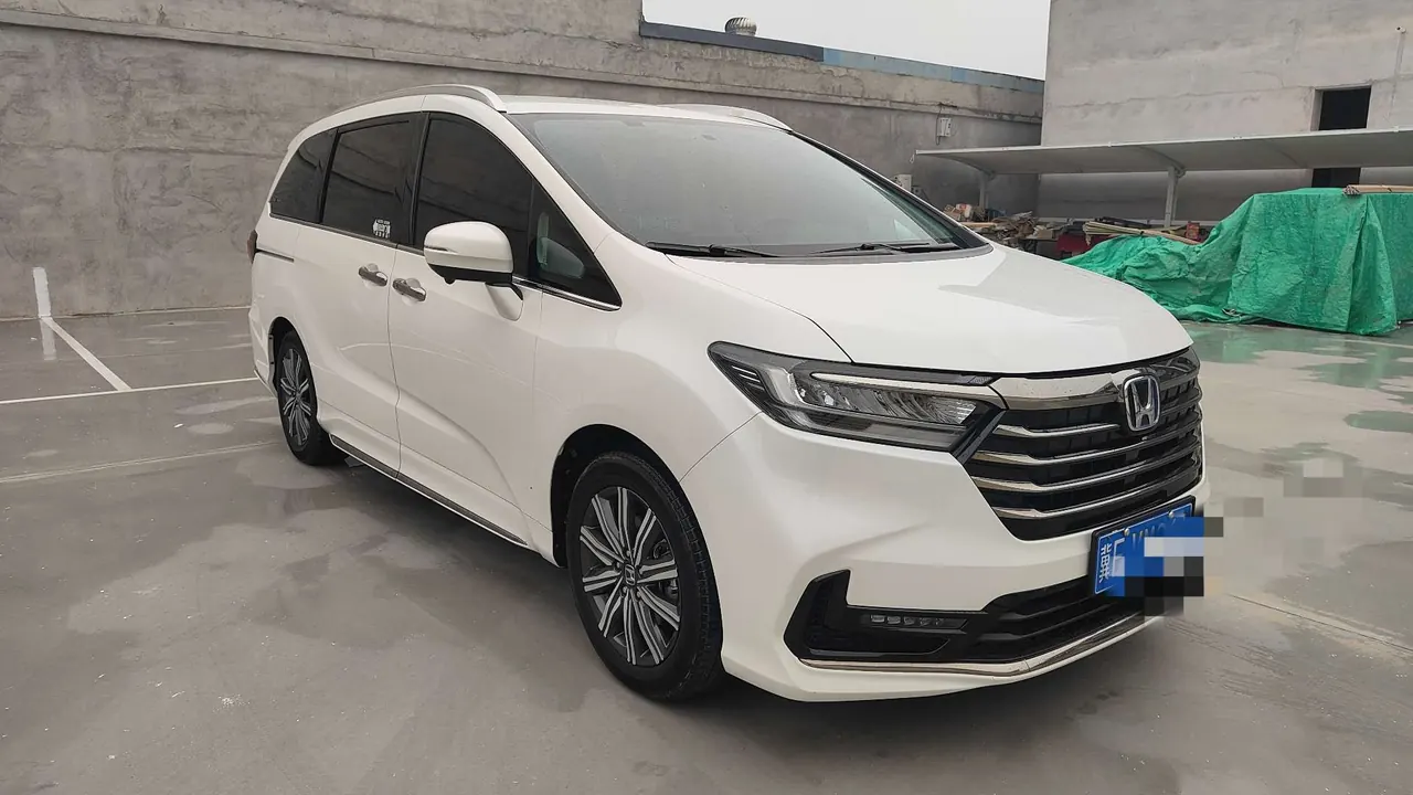 Honda 2022 Odyssey Hybrid 2.0 Stepless Sharp and Pleasant Edition Automatic Gear 3