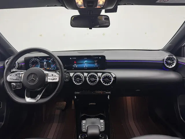 Mercedes Benz Class A 2022 A 200 L 1.3T Fashion Automatic Gear 11