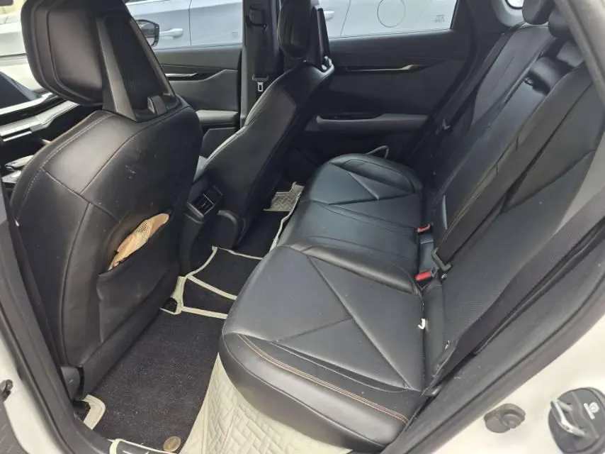 ChangAn 2022 UNI-V 1.5T honorable automatic gear 4