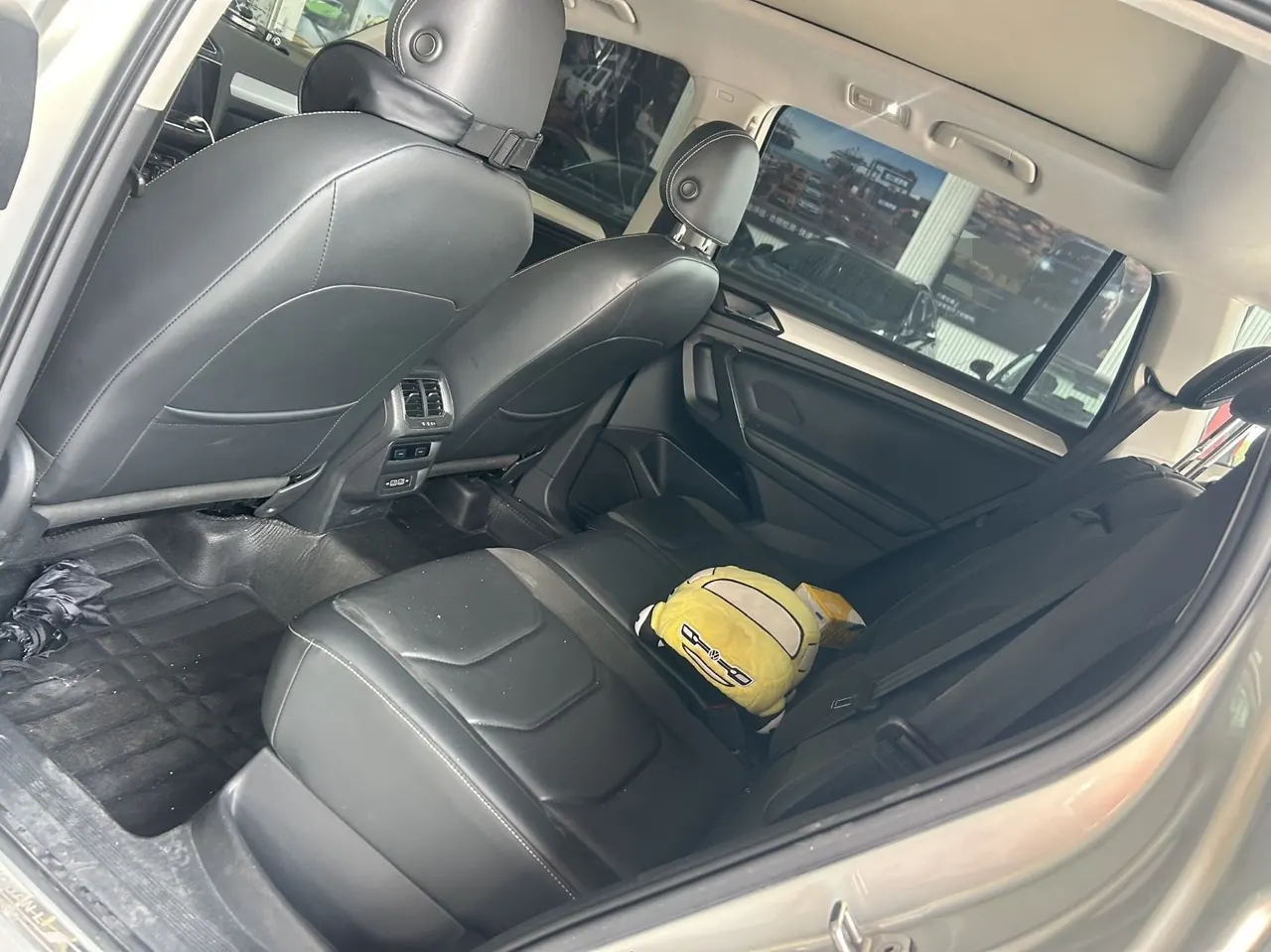 Volkswagen 2020 Tiguan L 2.0TSI 330TSI Two-Drive Smart Deluxe Automatic Gear 4