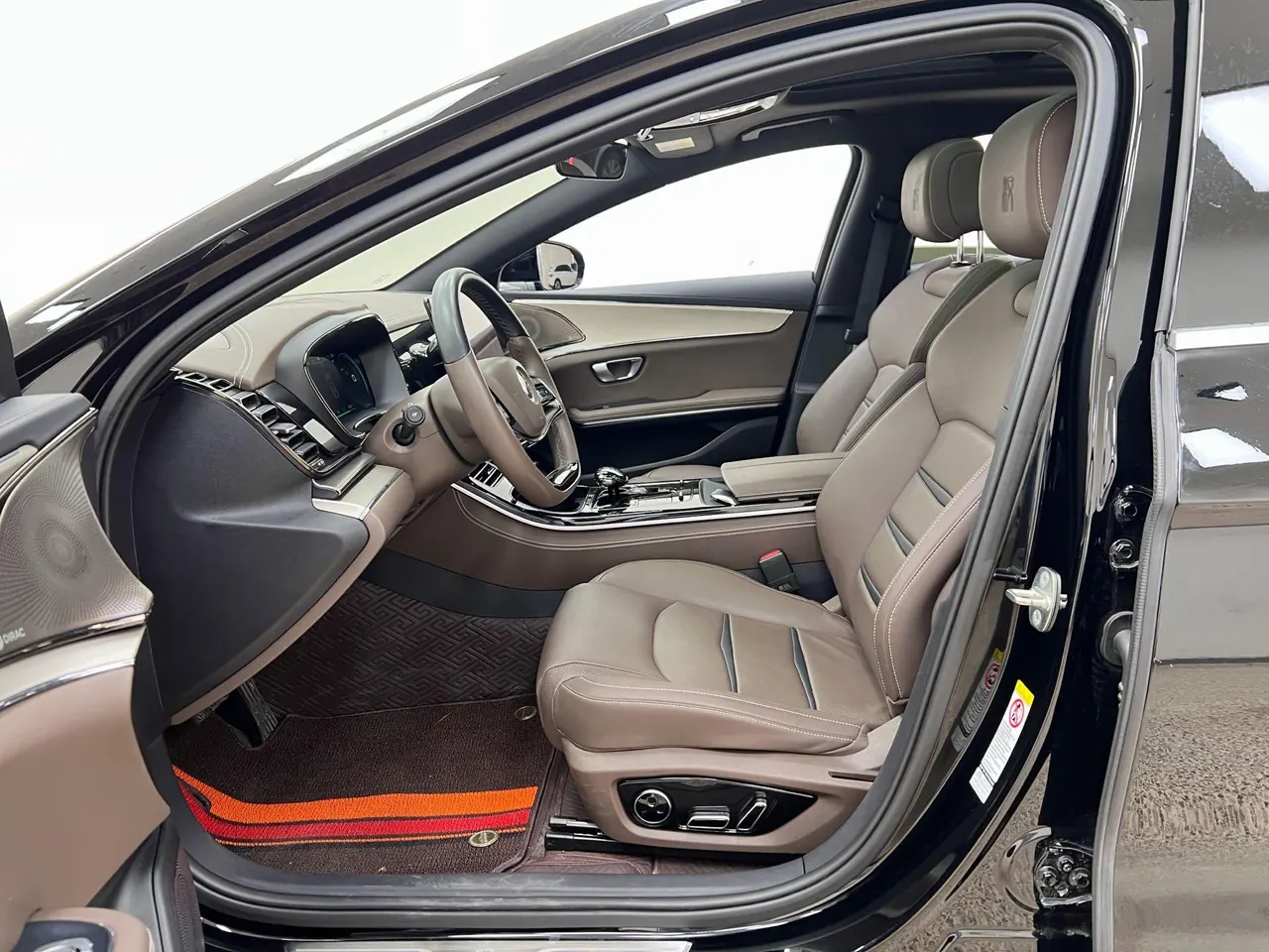 BYD 2020 Han four-wheel drive high-performance flagship automatic gear 5