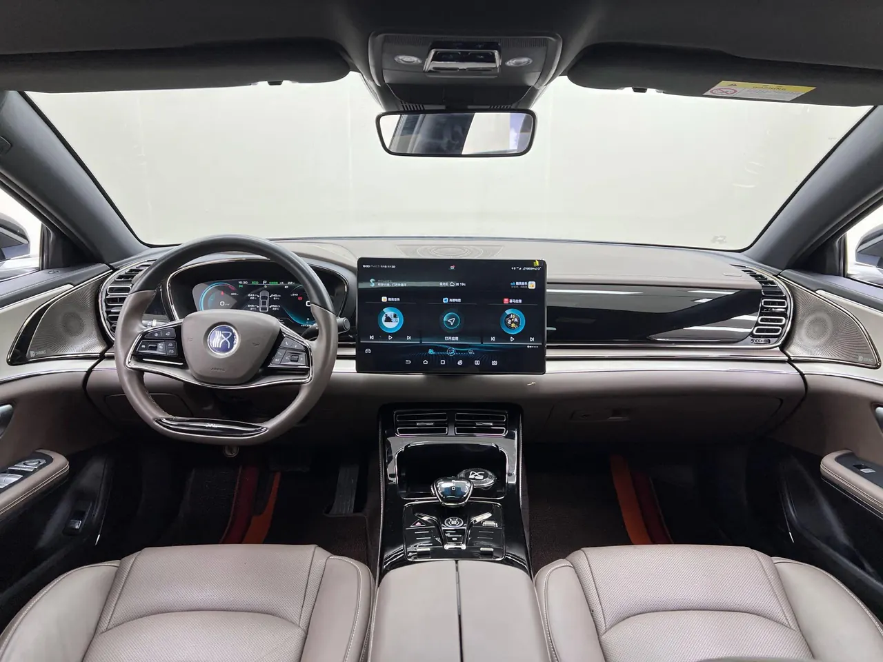 BYD 2020 Han four-wheel drive high-performance flagship automatic gear 7