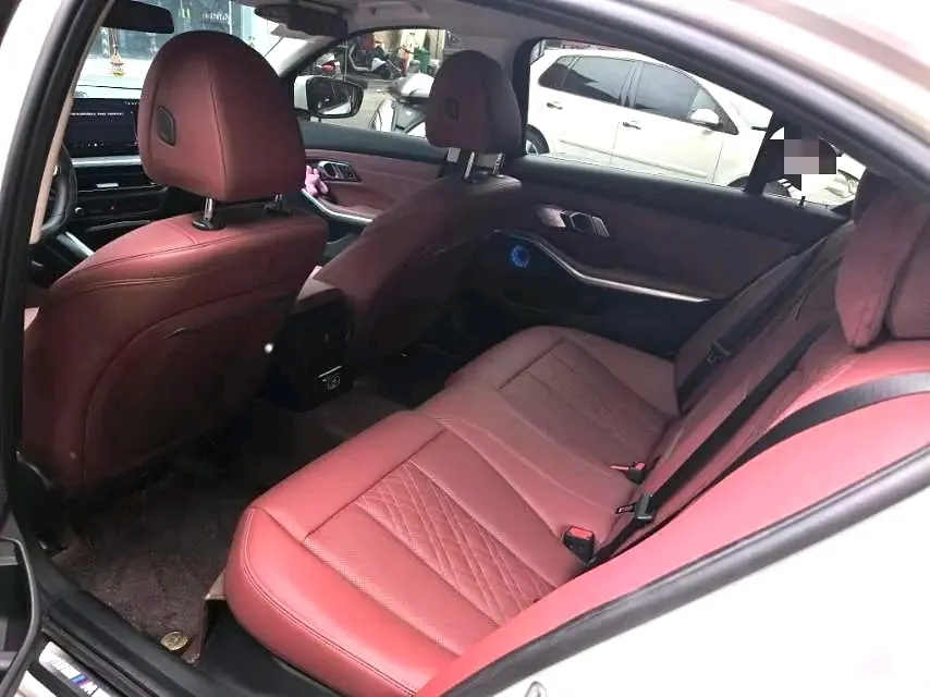 BMW 3 Series 2025 325Li 2.0T M Sports Suit Automatic Gear 6
