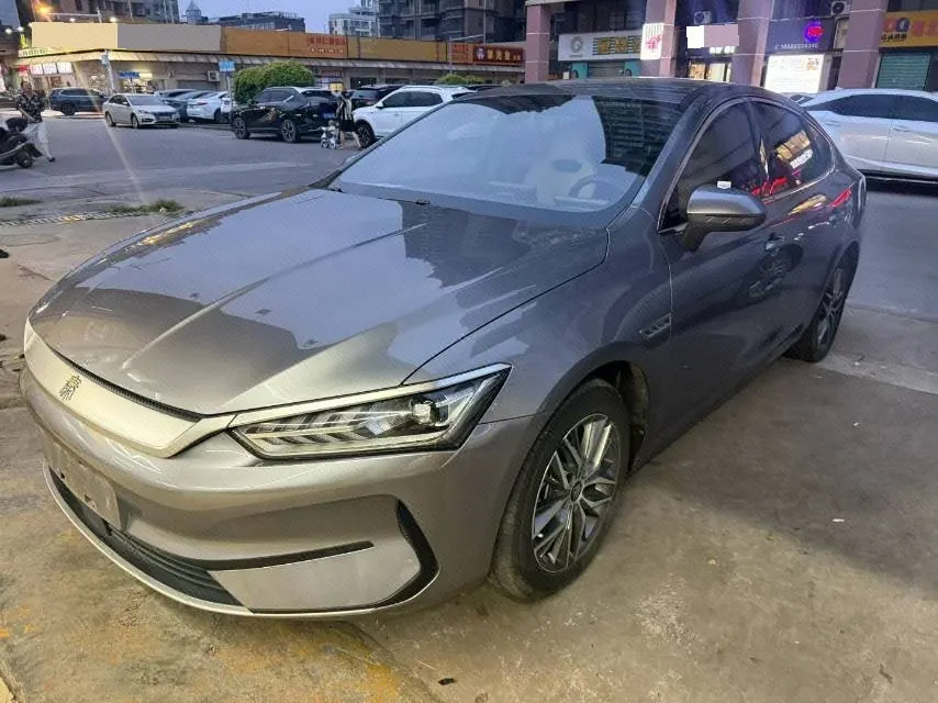 Open image lightbox: BYD 2024 Qin PLUS EV 510KM Glory Edition Leading Automatic Gear