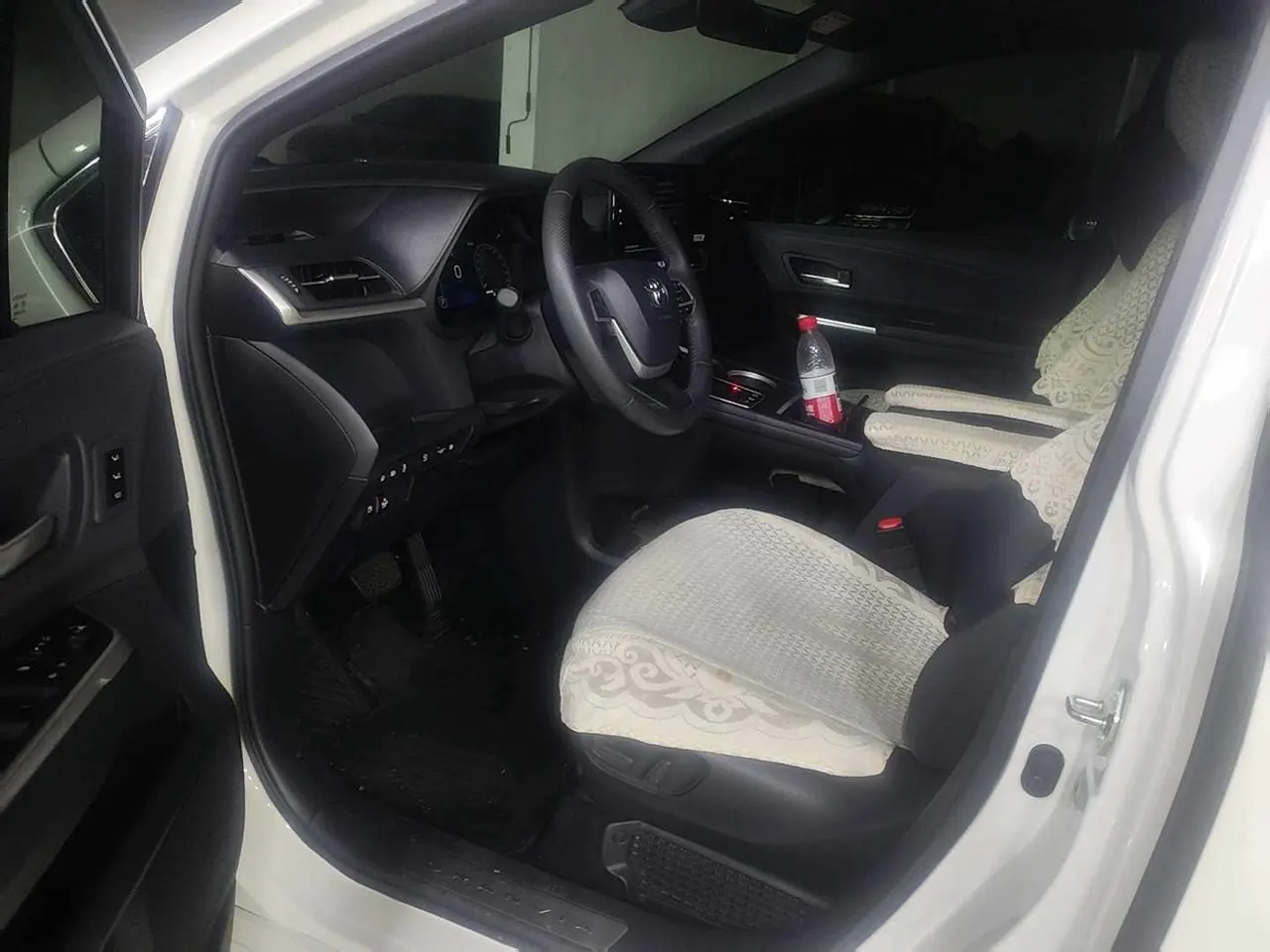 Toyota 2023 Grevia HYBRID 2.5 Stepless Premium PLUS Edition Automatic Gear 5