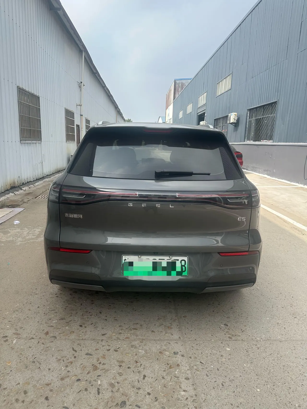 Geely Galaxy 2026 E 5 610km Discovery Edition Automatic Gear 4