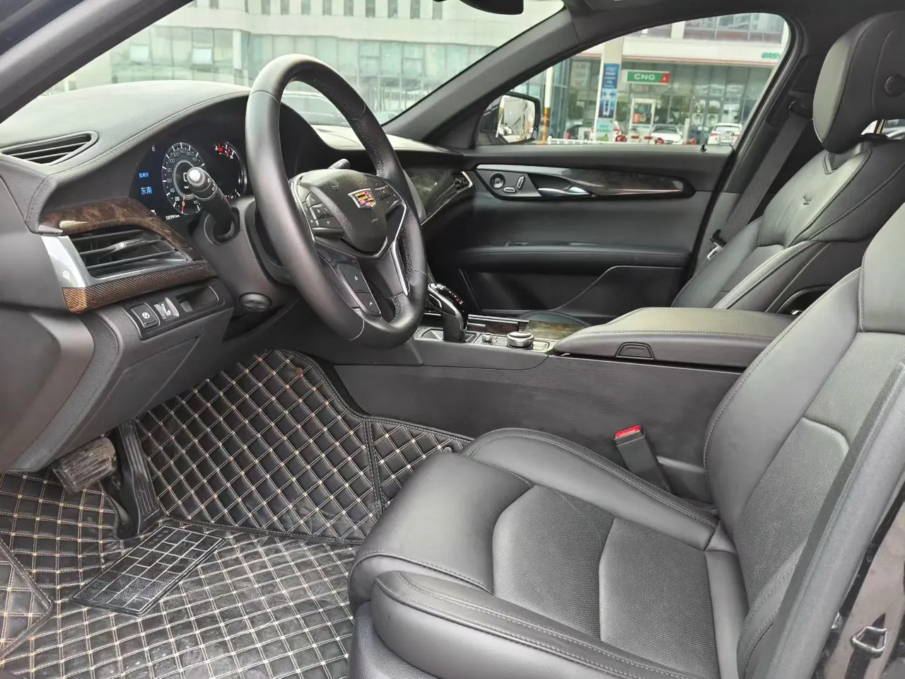 Cadillac 2022 CT6 2.0T 28T luxury automatic gear 3