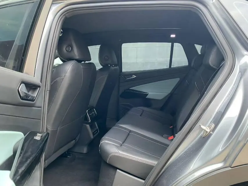 Volkswagen 2023 ID. 4 X Upgraded Pure Smart Edition Automatic Gear 6