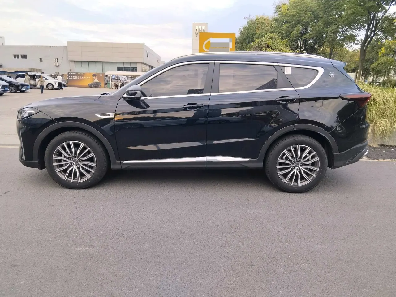 Jetour 2025 X70 1.5T Exceed PRO5 automatic gear 2