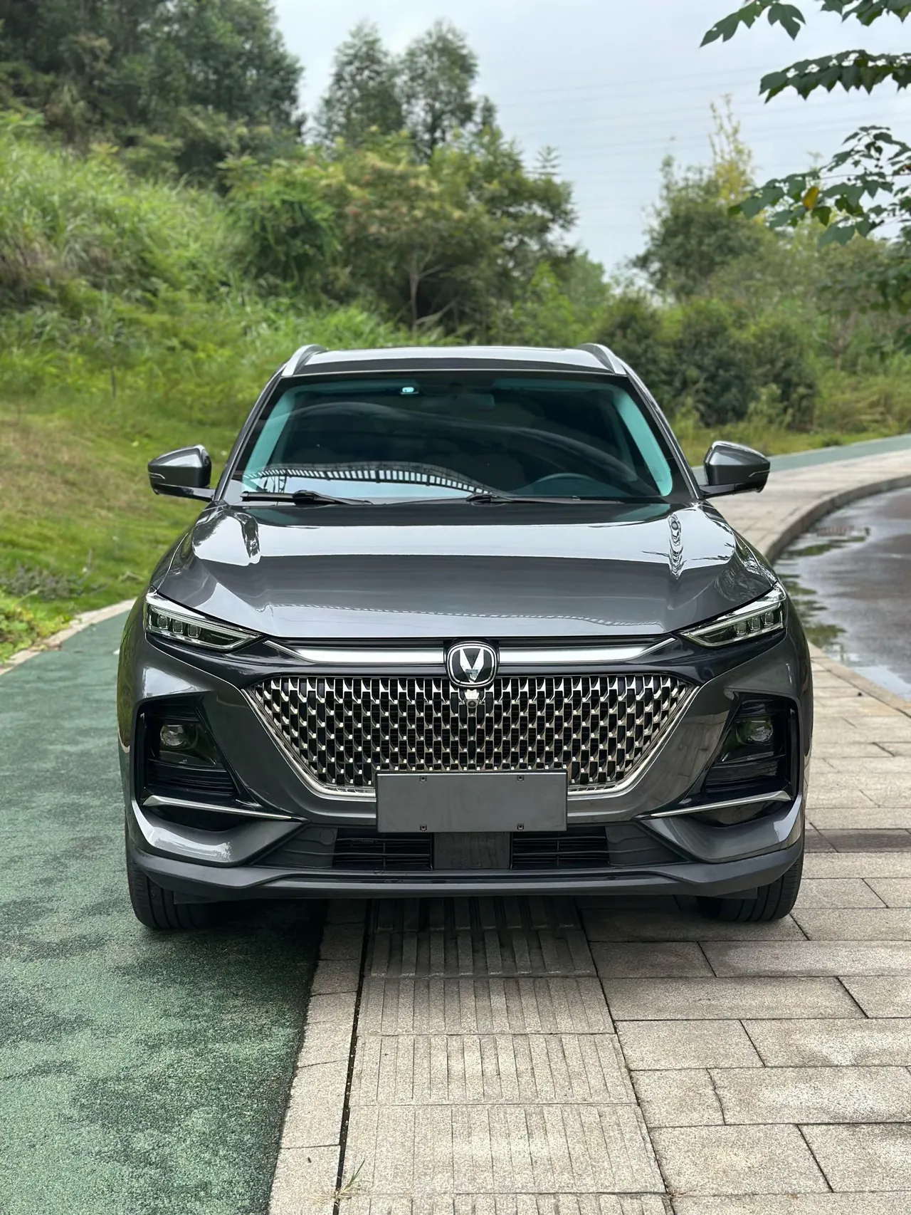 ChangAn 2024 X7 PLUS 1.5T respected 7-seat automatic gear 2