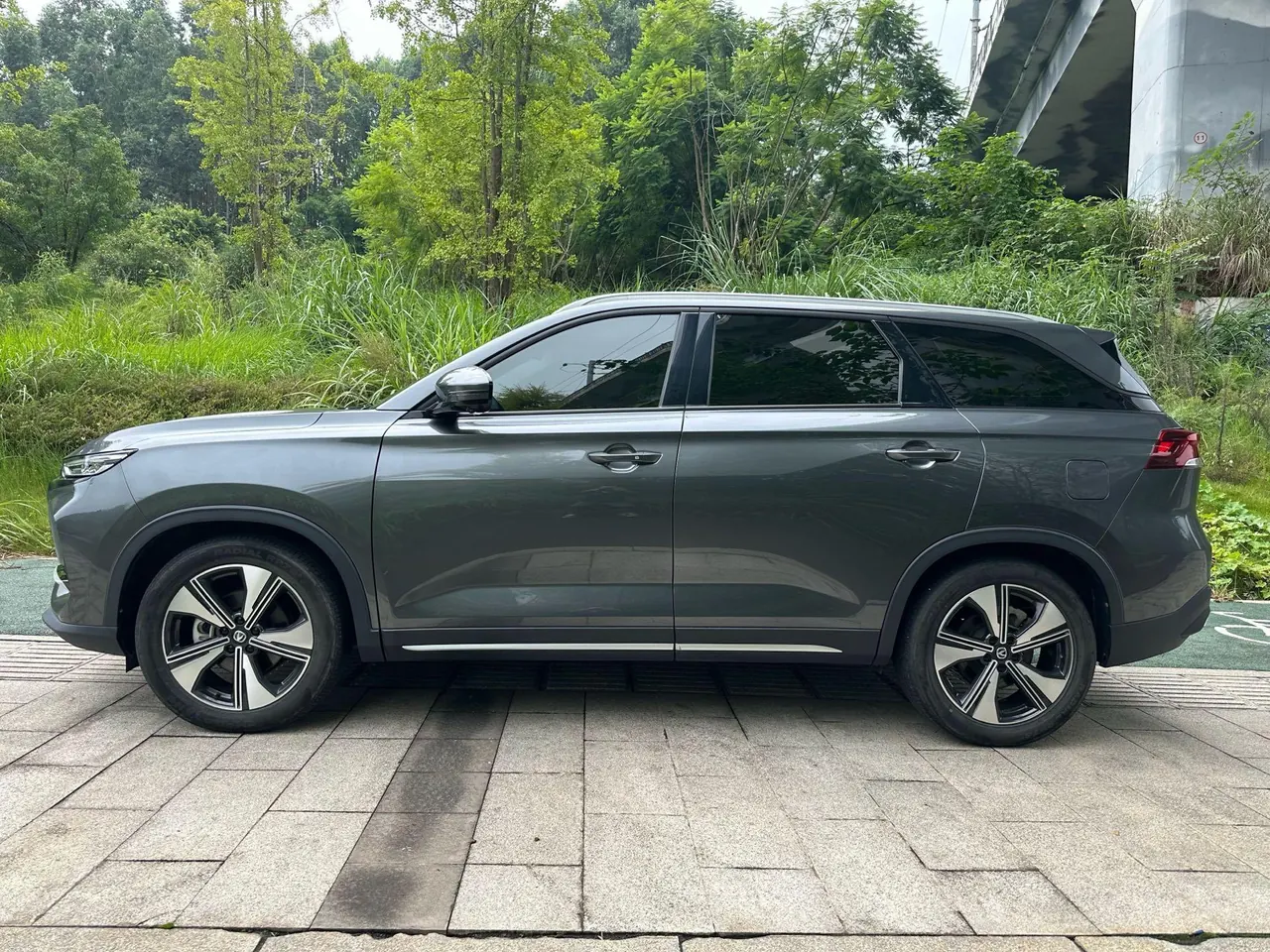 ChangAn 2024 X7 PLUS 1.5T respected 7-seat automatic gear 3