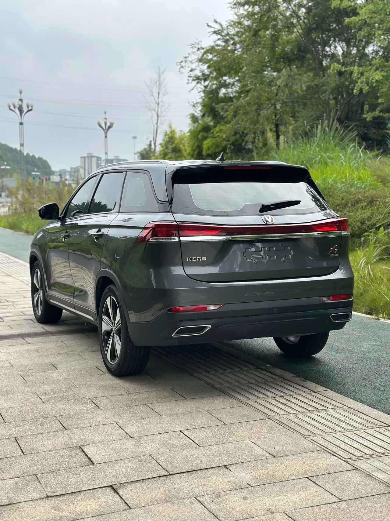 ChangAn 2024 X7 PLUS 1.5T respected 7-seat automatic gear 5