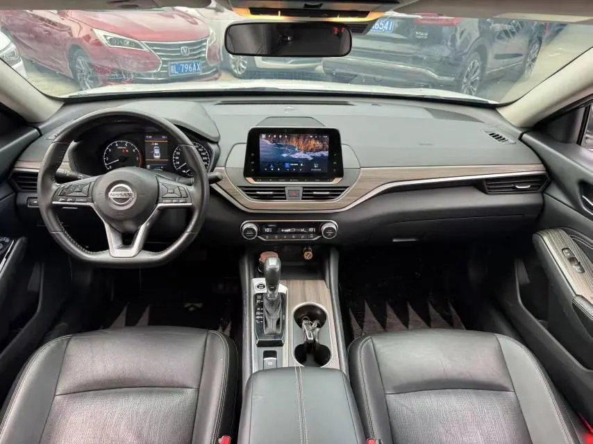 Nissan 2022 Teana 2.0 Stepless XL-TLS Pleasant Edition Automatic Gear 5