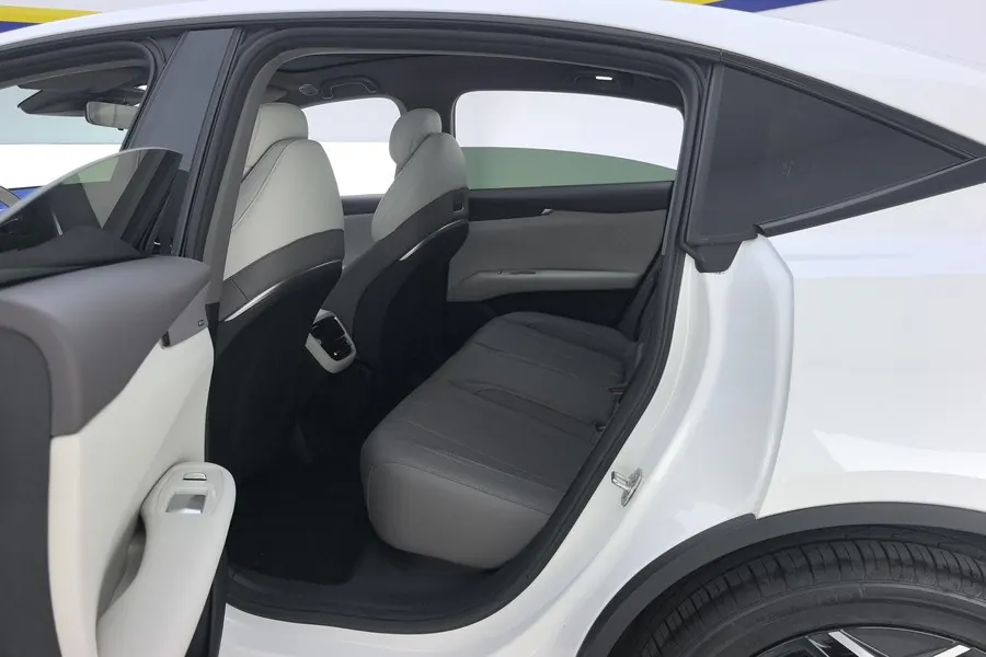 ChangAn Deepal 2026 L 07 240Ultra Huawei Gankun Zhijia ADS SE Edition Automatic Gear 7