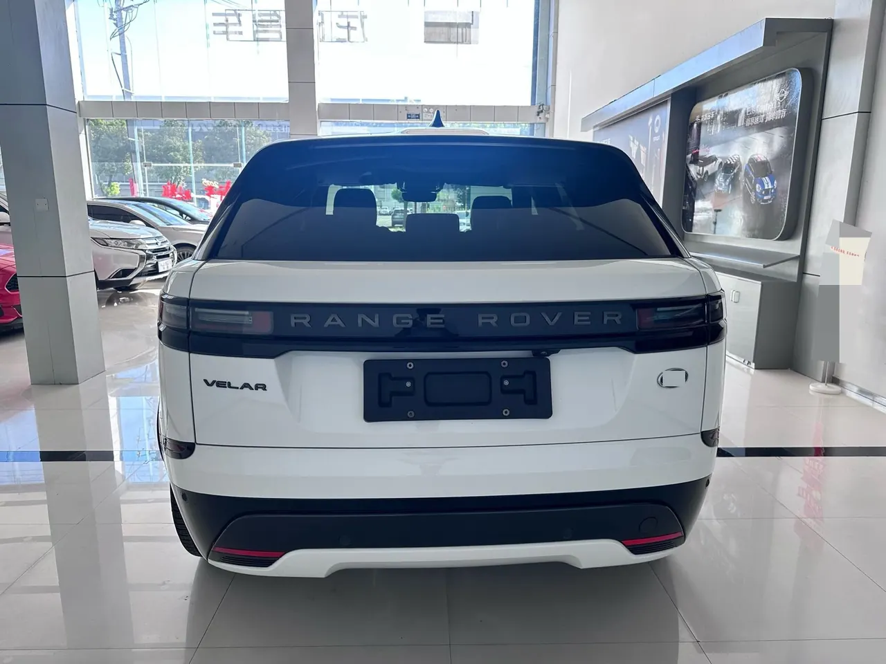 Land Rover Range Rover Star Pulse (Imported) 2026 Range Rover Star Pulse 2.0T 250PS Dynamic SE Automatic Gear 8