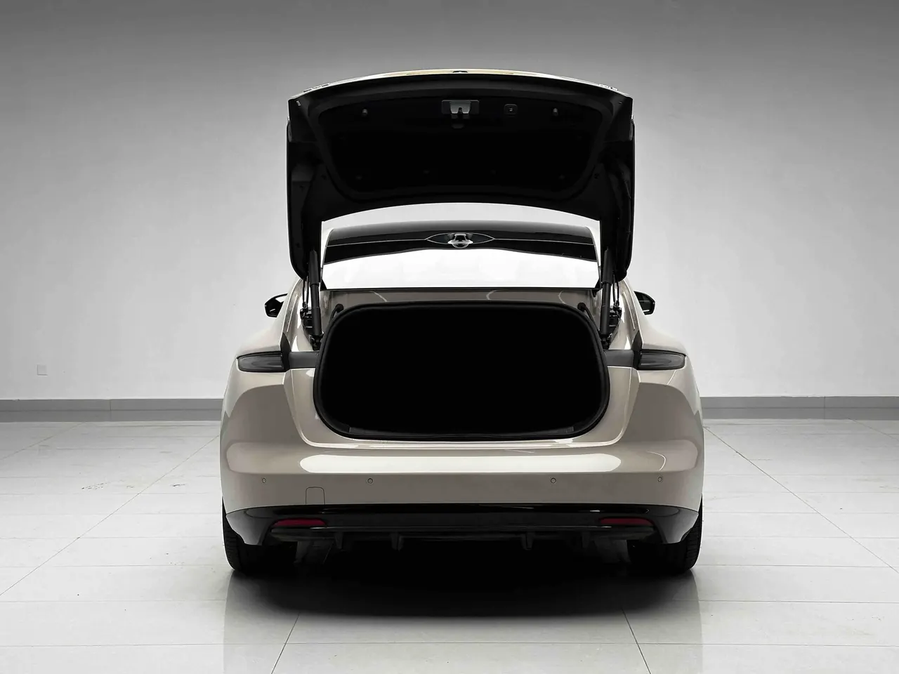 NIO 2024 ET5 75kWh automatic gear 11