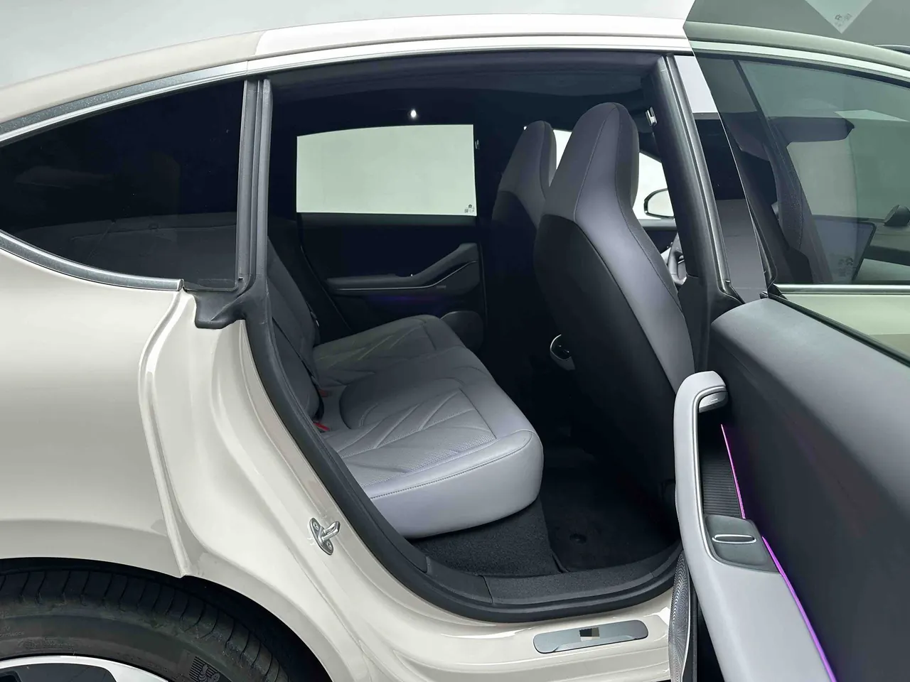 NIO 2024 ET5 75kWh automatic gear 19
