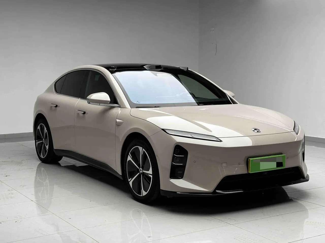 NIO 2024 ET5 75kWh automatic gear 3