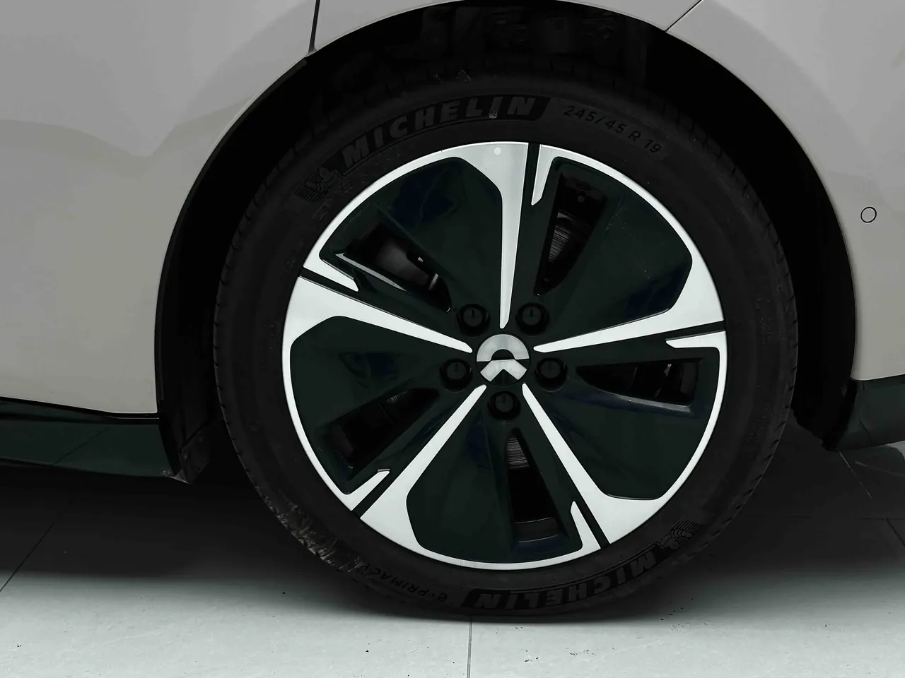NIO 2024 ET5 75kWh automatic gear 8