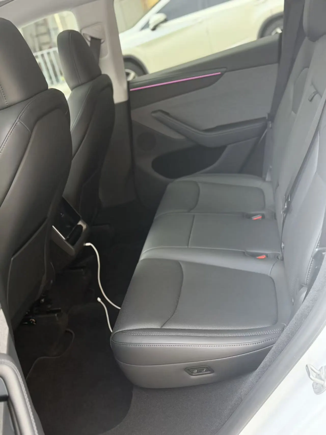 Tesla 2025 Model Y Rear Wheel Drive First Edition Automatic Transmission 3