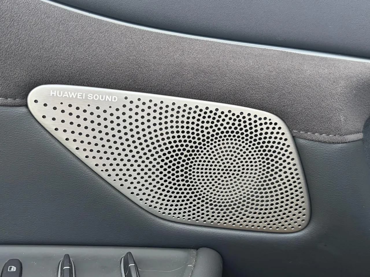Nissan 2026 Teana 2.0 Stepless Hongmeng Cockpit Super Comfortable Automatic Gear 8