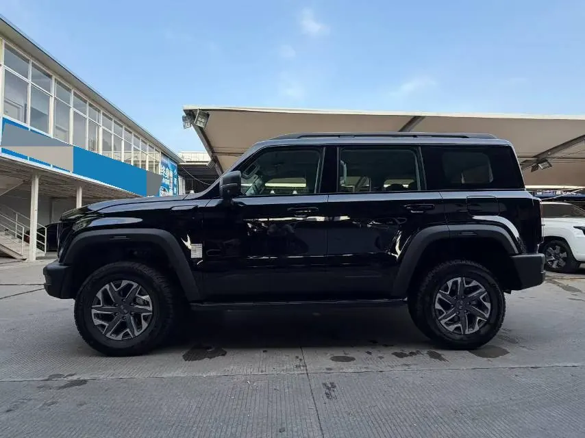 Beijing 2026 BJ40 2.0D automatic 9