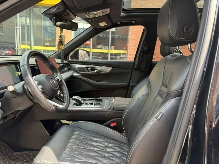 Chuanqi 2022 GS8 2.0TGDI Pilot Series Two-Drive Premium Edition Seven-seater Automatic Gear 2