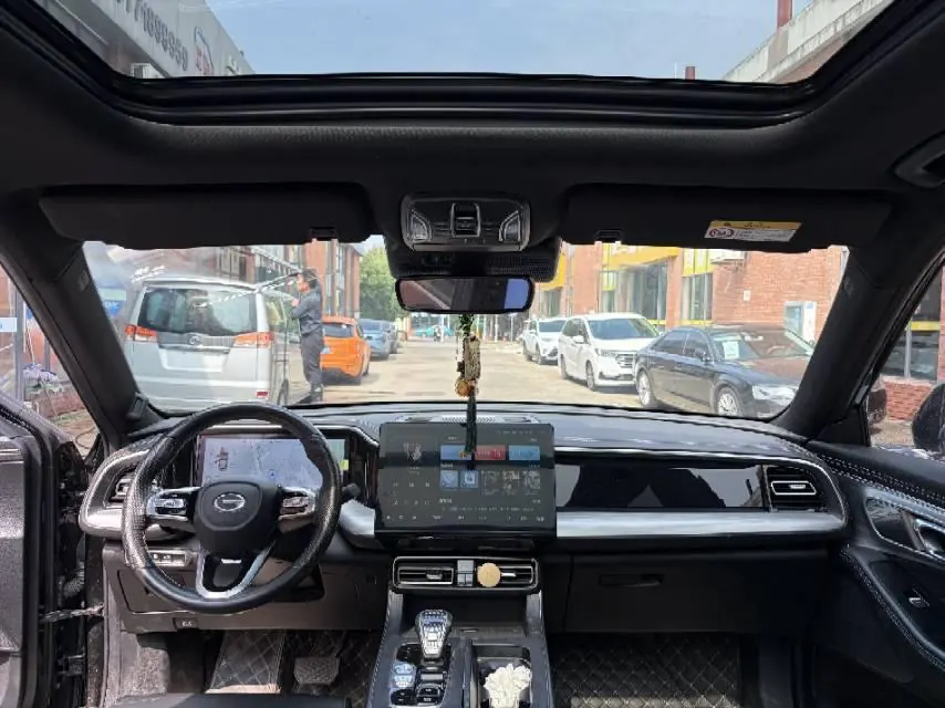 Chuanqi 2022 GS8 2.0TGDI Pilot Series Two-Drive Premium Edition Seven-seater Automatic Gear 4