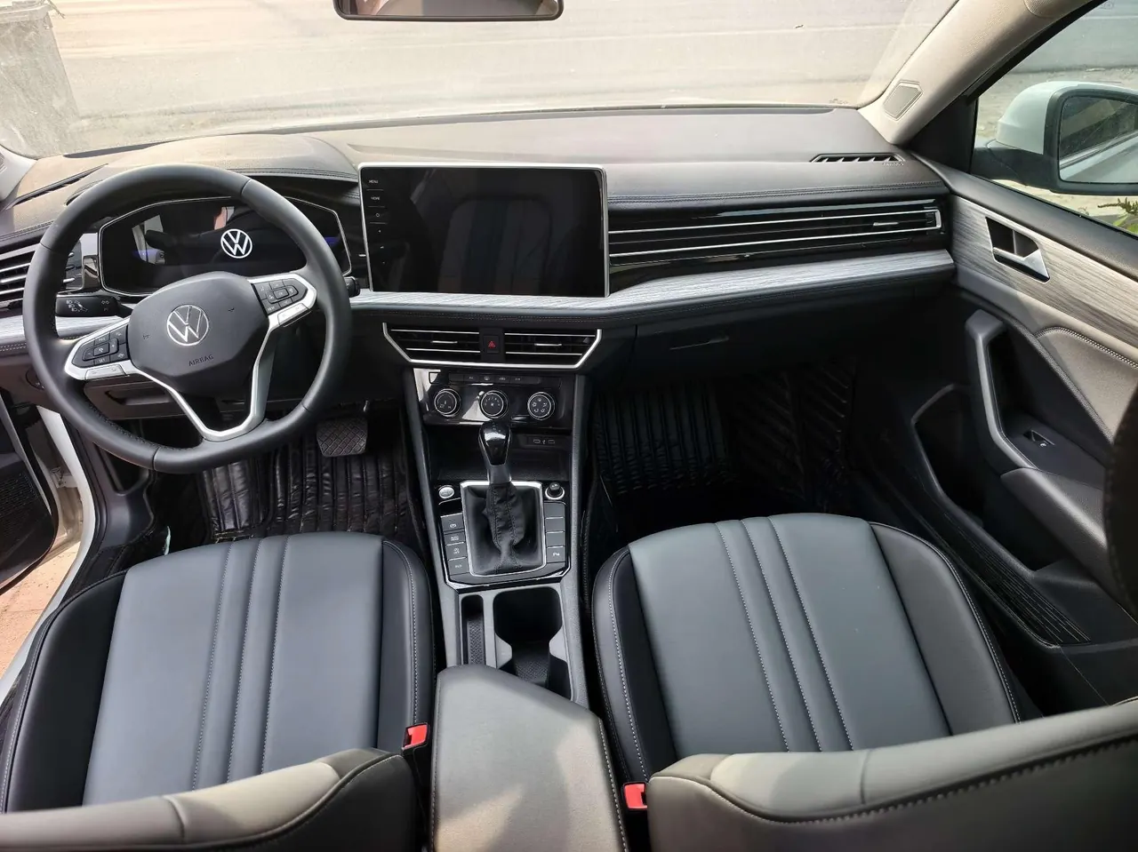 Volkswagen 2025 Sagittarius 1.5TSI 300TSI Exceed Edition (Change 3) Automatic Gear 4