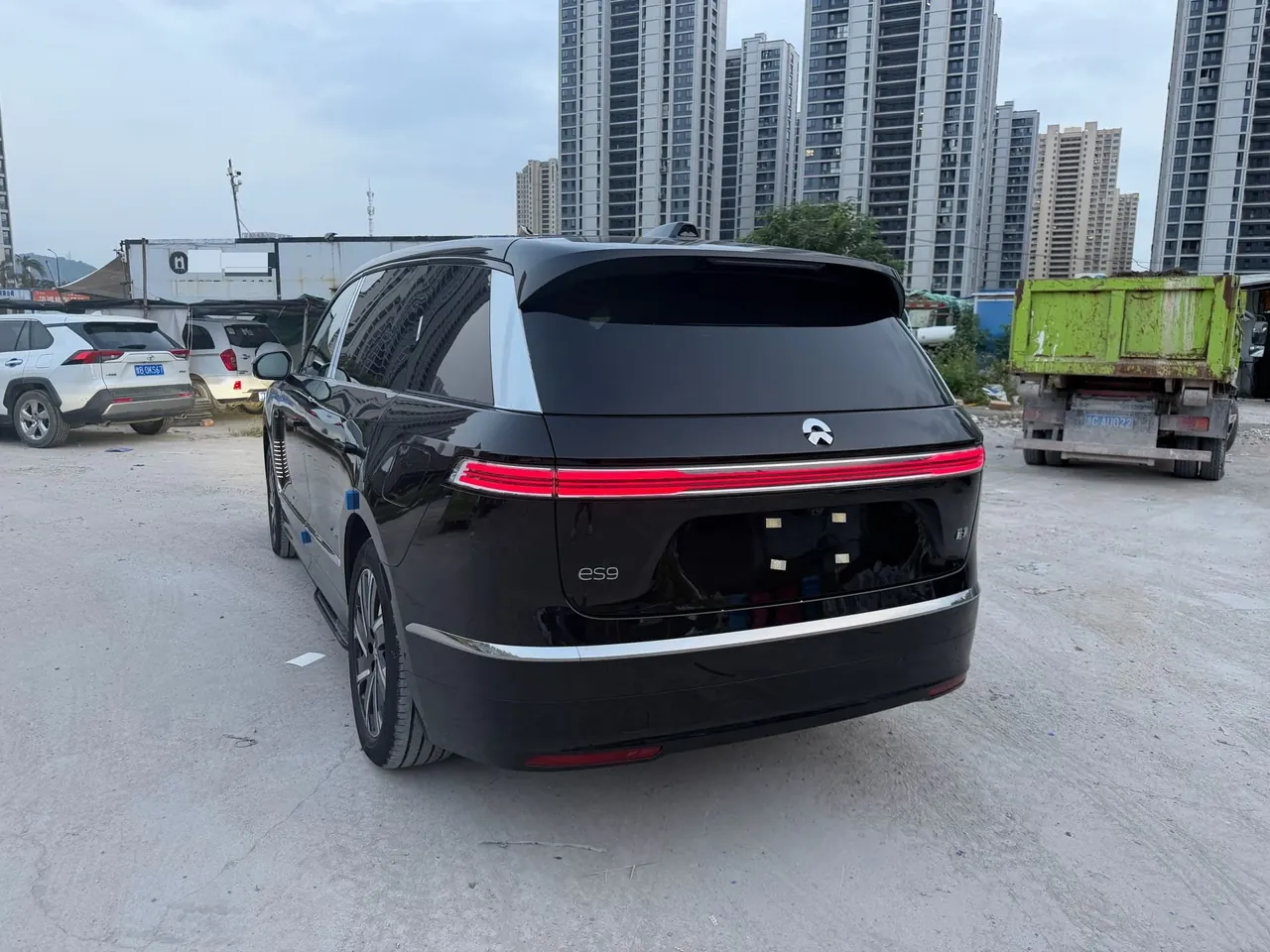 NIO 2026 ES 9 102kWh Executive Island Deluxe Automatic Gear 7