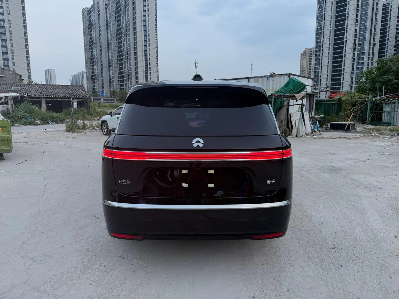 NIO 2026 ES 9 102kWh Executive Island Deluxe Automatic Gear 8
