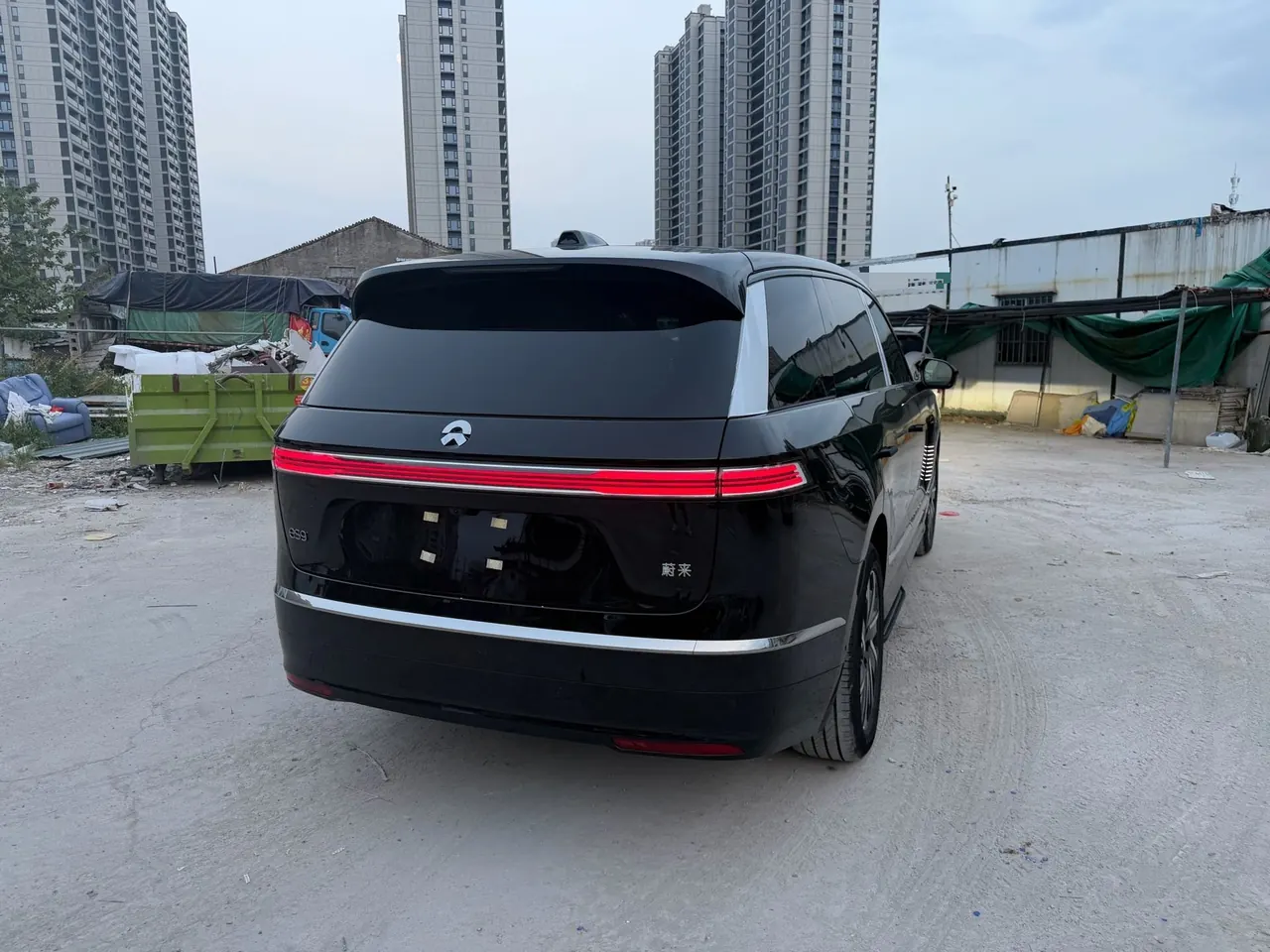 NIO 2026 ES 9 102kWh Executive Island Deluxe Automatic Gear 9