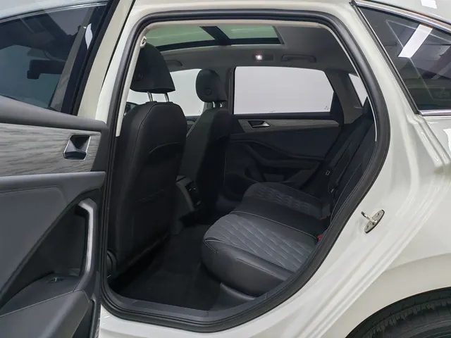 Volkswagen 2025 Sagittarius 1.5TSI 300TSI Exceed Edition (Modified) Automatic Gear 12