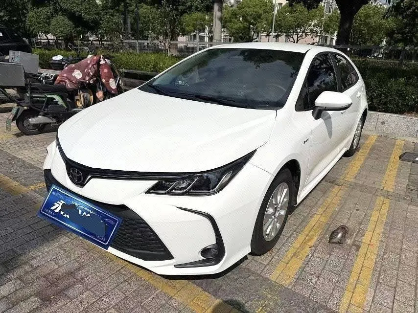 Open image lightbox: Toyota 2025 Corolla Double Engine 1.8 Stepless Intelligent Electric Hybrid Pioneer Edition Automatic Gear