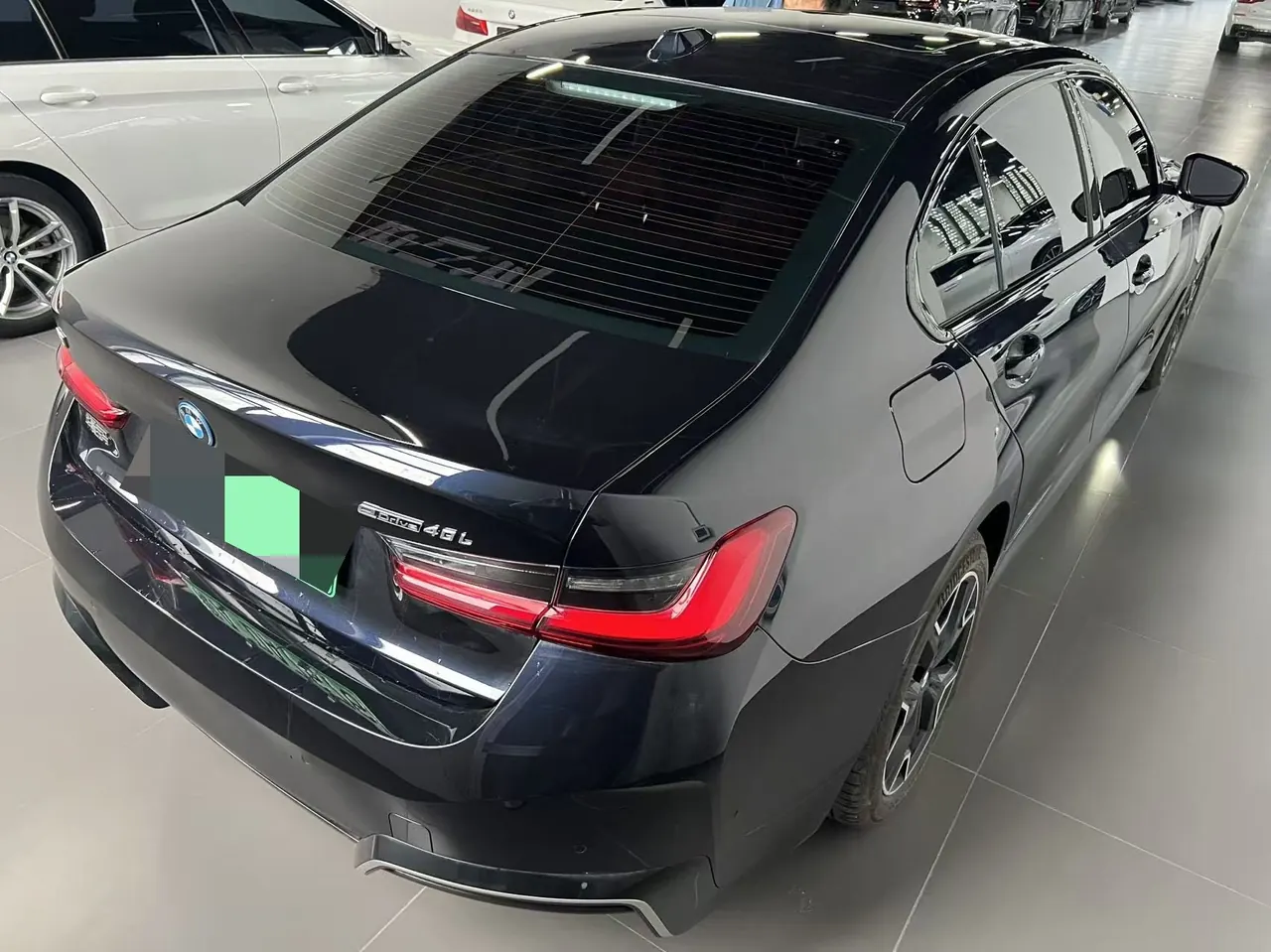 BMW 2026 i3 eDrive 40 L obsidian night suit automatic gear 4