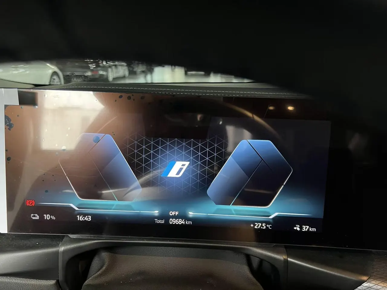 BMW 2026 i3 eDrive 40 L obsidian night suit automatic gear 6