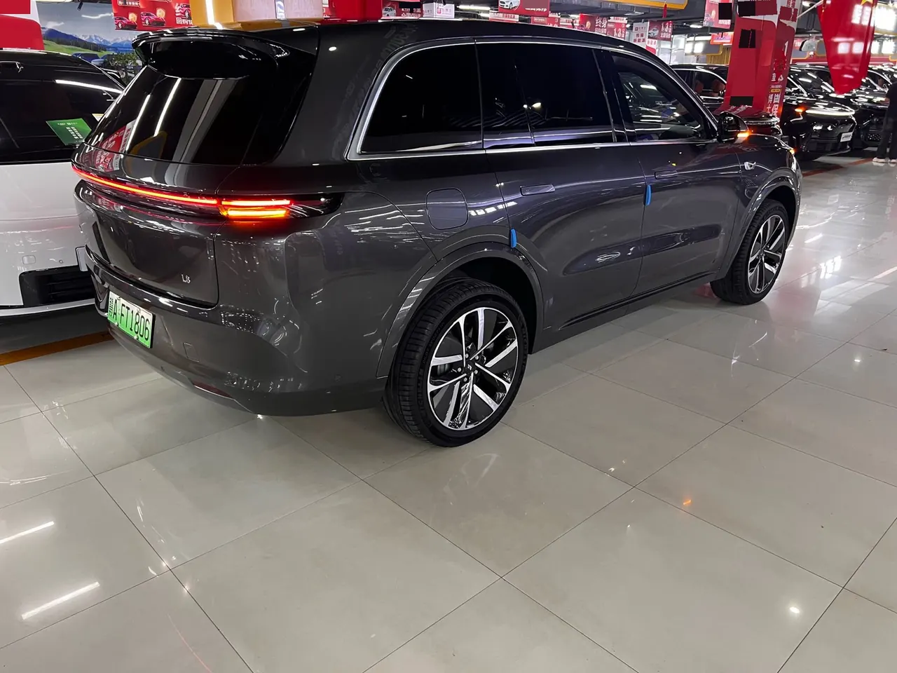 Li 2023 L8 Pro automatic gear 4