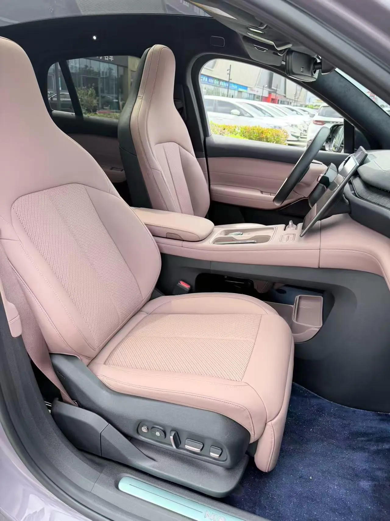 NIO 2023 EC6 75kWh automatic transmission 4