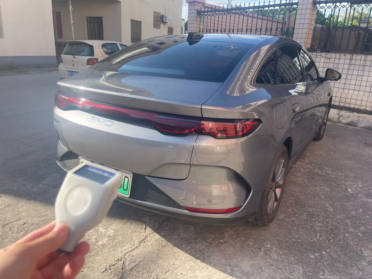 BYD 2025 Qin L EV 470KM Leading Automatic Gear 5