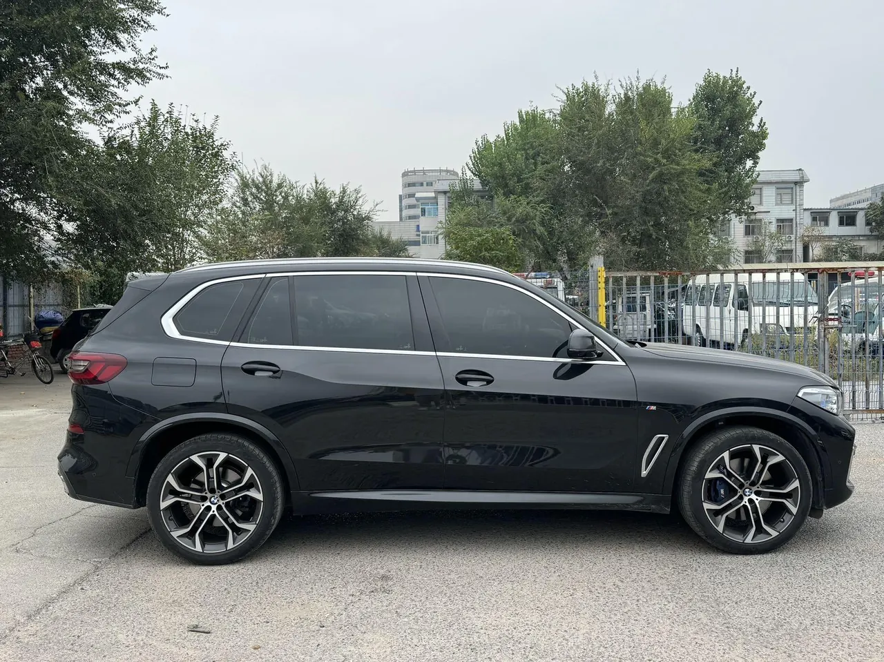 BMW 2022 X5 xDrive40Li 48V 3.0T exclusive M sports suit (modified) automatic gear 5
