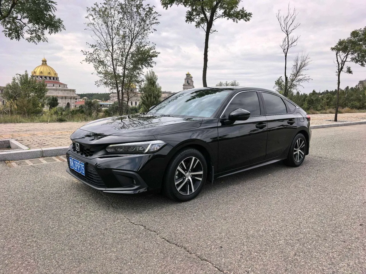 Open image lightbox: Honda 2023 Civic Hatchback 1.5T Stepless 240TURBO Extreme Jump Automatic Gear