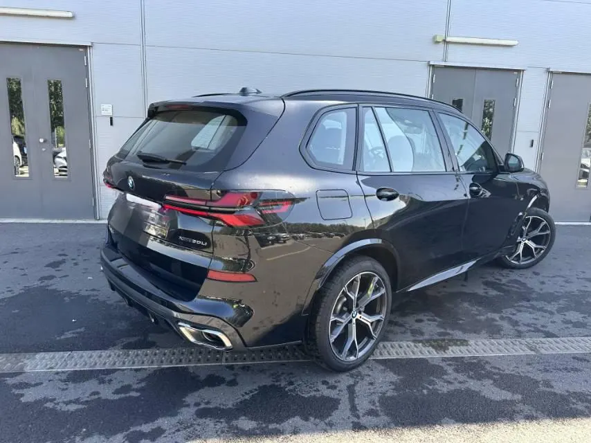 BMW 2025 X5 xDrive30Li 48V 2.0T exclusive m sports obsidian night suit automatic gear 2